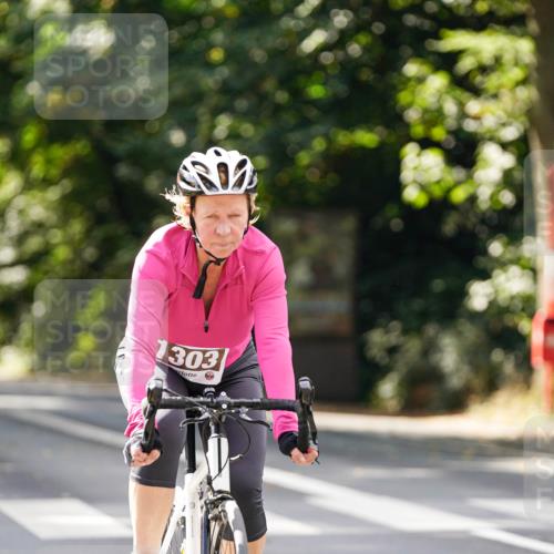 14.09.2025 - Stadtparktriathlon Michael Burmester http://msf.ph/oto/8914215 14.09.2025 12:27:01 Radfahren 1189, 1218, 1250, 1280, 1303 meine-sportfotos.de