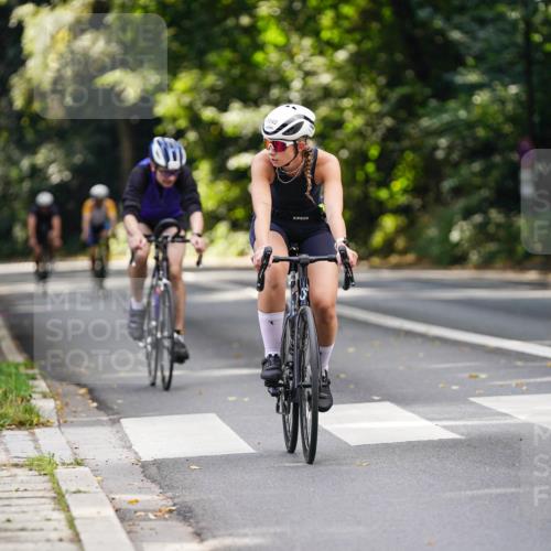 14.09.2025 - Stadtparktriathlon Michael Burmester http://msf.ph/oto/8914223 14.09.2025 12:27:17 Radfahren 1146, 1176, 1217, 1242, 1267 meine-sportfotos.de