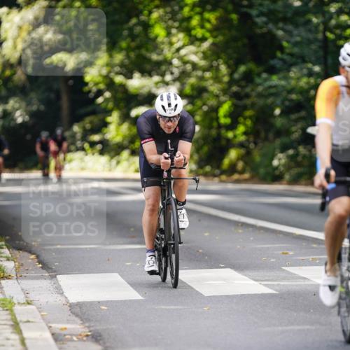 14.09.2025 - Stadtparktriathlon Michael Burmester http://msf.ph/oto/8914228 14.09.2025 12:27:24 Radfahren 1146, 1155, 1176, 1217, 1242 meine-sportfotos.de