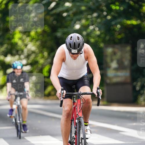 14.09.2025 - Stadtparktriathlon Michael Burmester http://msf.ph/oto/8914248 14.09.2025 12:28:11 Radfahren 1147, 1171, 1244, 1256, 1283 meine-sportfotos.de
