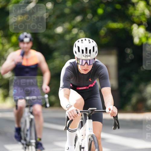 14.09.2025 - Stadtparktriathlon Michael Burmester http://msf.ph/oto/8914262 14.09.2025 12:28:55 Radfahren 1151, 1213, 1264, 1315 meine-sportfotos.de
