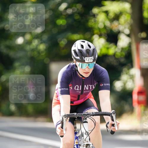 14.09.2025 - Stadtparktriathlon Michael Burmester http://msf.ph/oto/8914267 14.09.2025 12:28:59 Radfahren 1142, 1151, 1157, 1213, 1219, 1264, 1315 meine-sportfotos.de