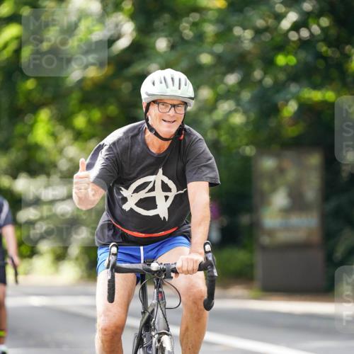 14.09.2025 - Stadtparktriathlon Michael Burmester http://msf.ph/oto/8914272 14.09.2025 12:29:04 Radfahren 1142, 1157, 1219, 1257, 1293, 1315, 1319 meine-sportfotos.de
