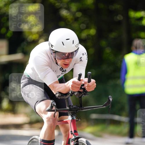 14.09.2025 - Stadtparktriathlon Michael Burmester http://msf.ph/oto/8914276 14.09.2025 12:29:06 Radfahren 1142, 1157, 1219, 1257, 1292, 1293, 1319 meine-sportfotos.de