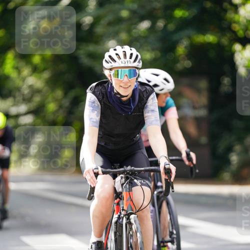 14.09.2025 - Stadtparktriathlon Michael Burmester http://msf.ph/oto/8914278 14.09.2025 12:29:10 Radfahren 1142, 1157, 1219, 1257, 1292, 1293, 1319 meine-sportfotos.de