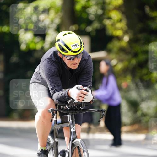 14.09.2025 - Stadtparktriathlon Michael Burmester http://msf.ph/oto/8914282 14.09.2025 12:29:12 Radfahren 1157, 1219, 1257, 1292, 1293, 1319 meine-sportfotos.de