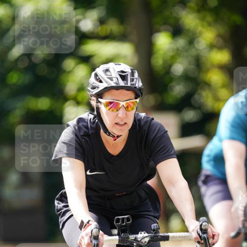 14.09.2025 - Stadtparktriathlon Michael Burmester http://msf.ph/oto/8914313 14.09.2025 12:29:58 Radfahren 1134, 1159, 1180, 1183, 1241, 1316 meine-sportfotos.de
