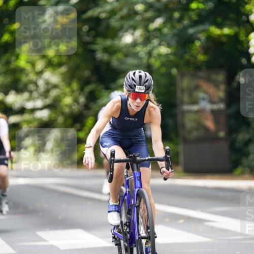 14.09.2025 - Stadtparktriathlon Michael Burmester http://msf.ph/oto/8914316 14.09.2025 12:30:07 Radfahren 1180, 1192, 1248, 1273, 1308 meine-sportfotos.de