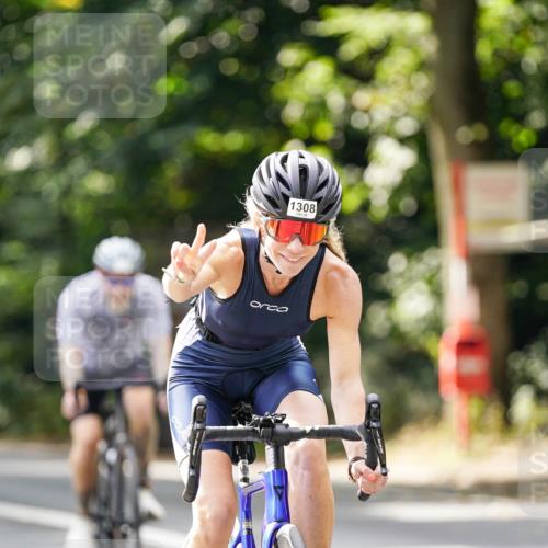 14.09.2025 - Stadtparktriathlon Michael Burmester http://msf.ph/oto/8914317 14.09.2025 12:30:08 Radfahren 1180, 1192, 1248, 1273, 1308 meine-sportfotos.de