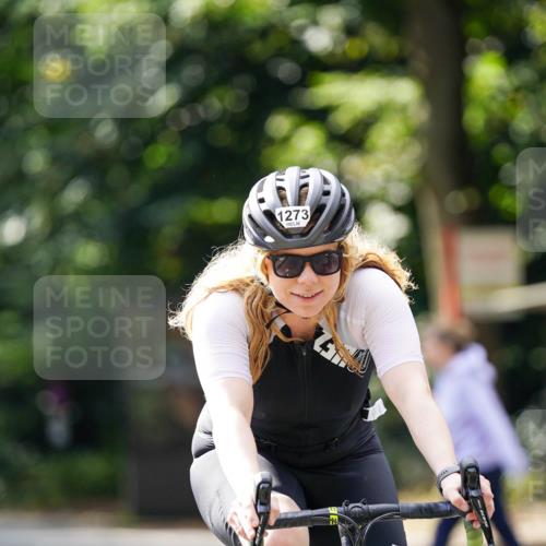 14.09.2025 - Stadtparktriathlon Michael Burmester http://msf.ph/oto/8914321 14.09.2025 12:30:09 Radfahren 1180, 1192, 1248, 1273, 1308 meine-sportfotos.de