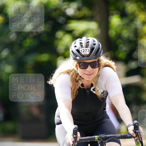 14.09.2025 - Stadtparktriathlon Michael Burmester http://msf.ph/oto/8914322 14.09.2025 12:30:09 Radfahren 1180, 1192, 1248, 1273, 1308 meine-sportfotos.de