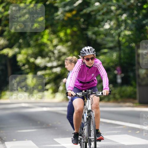 14.09.2025 - Stadtparktriathlon Michael Burmester http://msf.ph/oto/8914324 14.09.2025 12:30:11 Radfahren 1184, 1192, 1248, 1273, 1308 meine-sportfotos.de