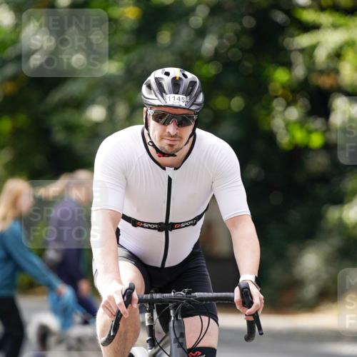 14.09.2025 - Stadtparktriathlon Michael Burmester http://msf.ph/oto/8914327 14.09.2025 12:30:25 Radfahren 1145, 1184, 1290 meine-sportfotos.de