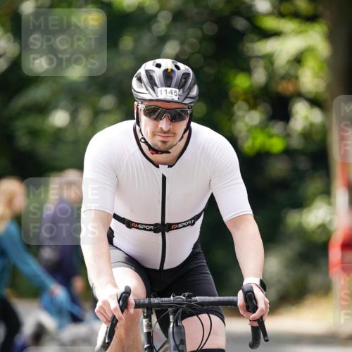 14.09.2025 - Stadtparktriathlon Michael Burmester http://msf.ph/oto/8914328 14.09.2025 12:30:25 Radfahren 1145, 1184, 1290 meine-sportfotos.de