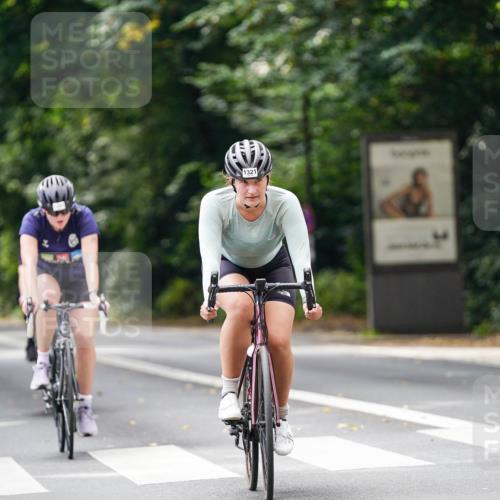 14.09.2025 - Stadtparktriathlon Michael Burmester http://msf.ph/oto/8914342 14.09.2025 12:30:50 Radfahren 1152, 1231, 1237, 1251, 1263, 1278, 1288, 1321 meine-sportfotos.de