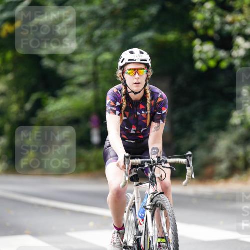 14.09.2025 - Stadtparktriathlon Michael Burmester http://msf.ph/oto/8914349 14.09.2025 12:30:54 Radfahren 1237, 1251, 1263, 1278, 1288, 1295, 1321 meine-sportfotos.de