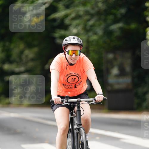 14.09.2025 - Stadtparktriathlon Michael Burmester http://msf.ph/oto/8914355 14.09.2025 12:31:00 Radfahren 1237, 1277, 1278, 1288, 1295 meine-sportfotos.de