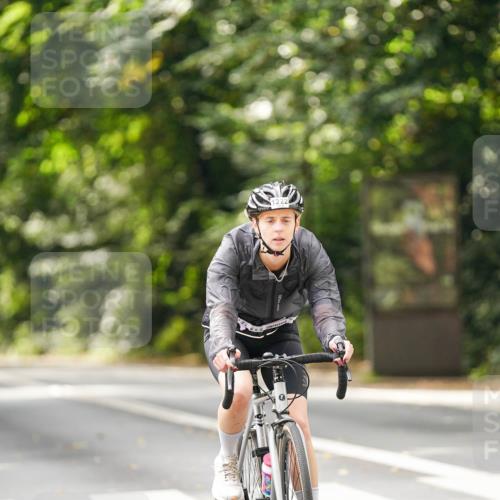 14.09.2025 - Stadtparktriathlon Michael Burmester http://msf.ph/oto/8914378 14.09.2025 12:31:49 Radfahren 1222, 1232, 1281 meine-sportfotos.de