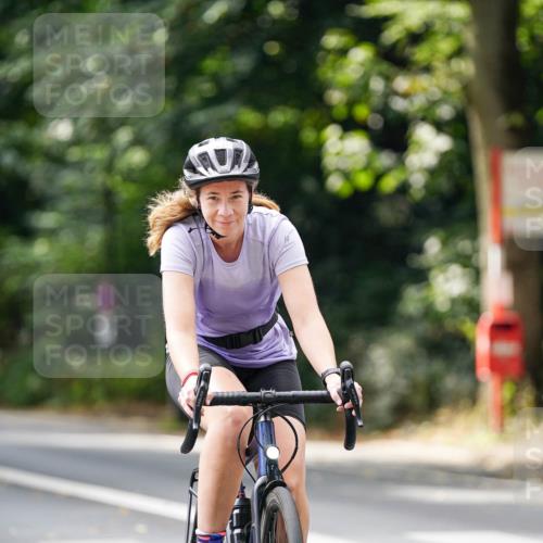 14.09.2025 - Stadtparktriathlon Michael Burmester http://msf.ph/oto/8914382 14.09.2025 12:31:54 Radfahren 1222, 1232 meine-sportfotos.de