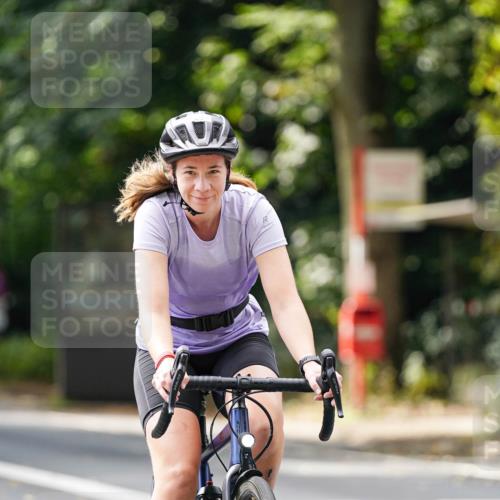 14.09.2025 - Stadtparktriathlon Michael Burmester http://msf.ph/oto/8914383 14.09.2025 12:31:54 Radfahren 1222, 1232 meine-sportfotos.de