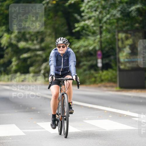 14.09.2025 - Stadtparktriathlon Michael Burmester http://msf.ph/oto/8914390 14.09.2025 12:32:09 Radfahren 1228, 1268, 1301, 1317 meine-sportfotos.de