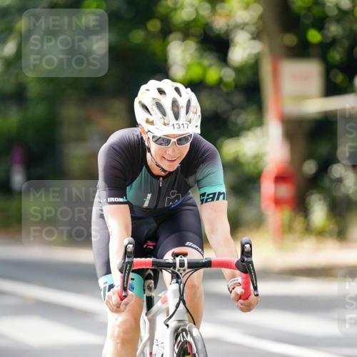 14.09.2025 - Stadtparktriathlon Michael Burmester http://msf.ph/oto/8914395 14.09.2025 12:32:16 Radfahren 1268, 1272, 1317 meine-sportfotos.de