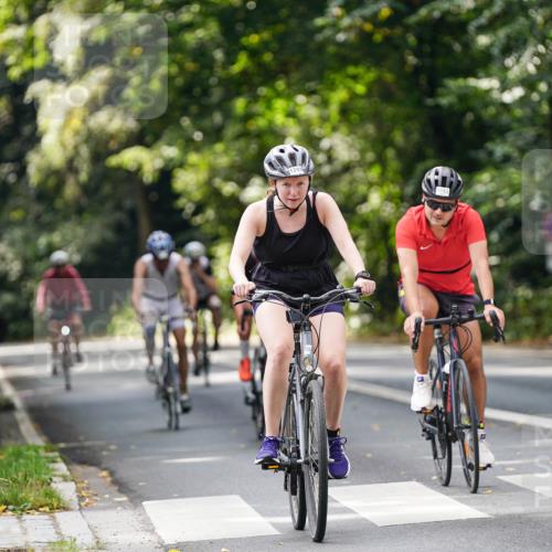 14.09.2025 - Stadtparktriathlon Michael Burmester http://msf.ph/oto/8914398 14.09.2025 12:32:25 Radfahren 1153, 1158, 1236, 1239, 1261, 1272, 1285 meine-sportfotos.de