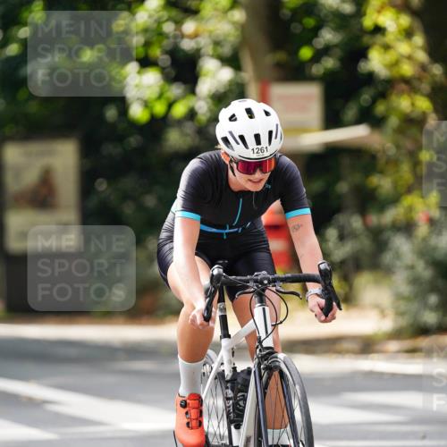 14.09.2025 - Stadtparktriathlon Michael Burmester http://msf.ph/oto/8914402 14.09.2025 12:32:28 Radfahren 1153, 1158, 1236, 1239, 1261, 1272, 1285 meine-sportfotos.de