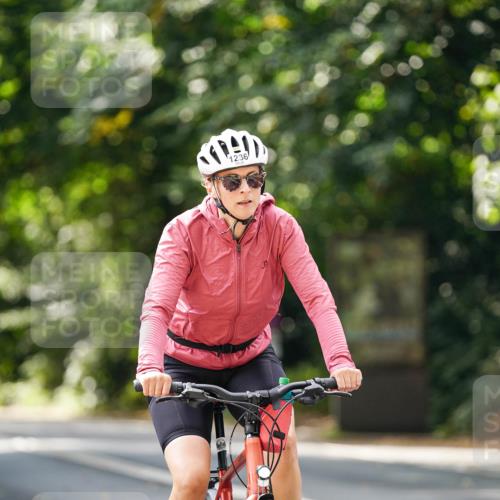 14.09.2025 - Stadtparktriathlon Michael Burmester http://msf.ph/oto/8914407 14.09.2025 12:32:32 Radfahren 1153, 1158, 1236, 1239, 1261, 1285, 1309 meine-sportfotos.de