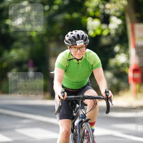 14.09.2025 - Stadtparktriathlon Michael Burmester http://msf.ph/oto/8914416 14.09.2025 12:32:52 Radfahren 1163, 1210, 1249, 1274, 1306 meine-sportfotos.de