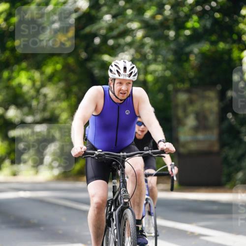 14.09.2025 - Stadtparktriathlon Michael Burmester http://msf.ph/oto/8914425 14.09.2025 12:33:03 Radfahren 1193, 1202, 1224, 1274, 1310 meine-sportfotos.de