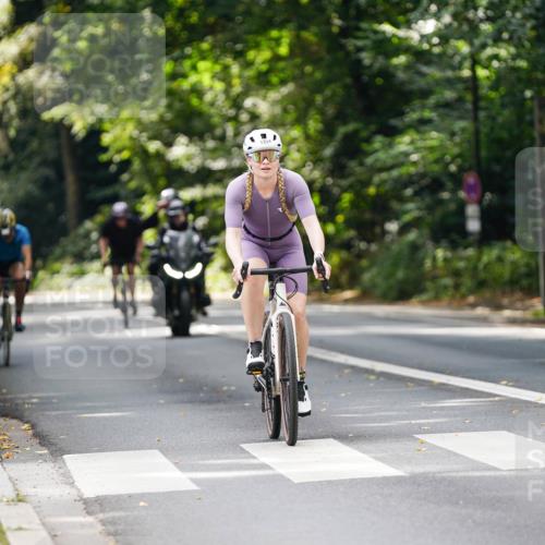 14.09.2025 - Stadtparktriathlon Michael Burmester http://msf.ph/oto/8914428 14.09.2025 12:33:07 Radfahren 1148, 1156, 1193, 1202, 1224, 1255, 1310 meine-sportfotos.de