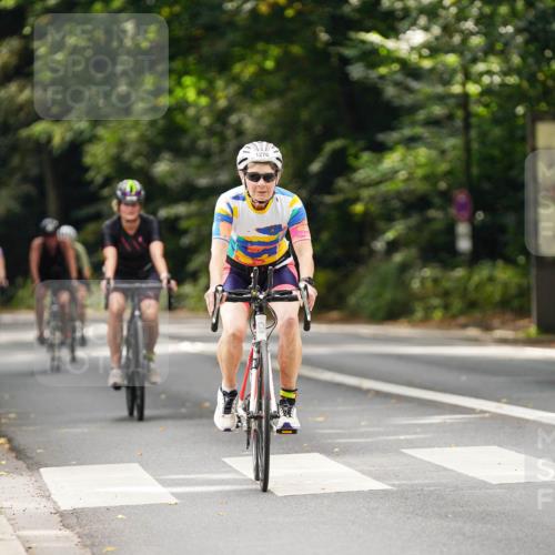 14.09.2025 - Stadtparktriathlon Michael Burmester http://msf.ph/oto/8914449 14.09.2025 12:33:49 Radfahren 1182, 1187, 1246, 1260, 1276, 1297, 1304 meine-sportfotos.de