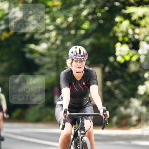 14.09.2025 - Stadtparktriathlon Michael Burmester http://msf.ph/oto/8914450 14.09.2025 12:33:52 Radfahren 1187, 1246, 1260, 1276, 1297, 1304 meine-sportfotos.de