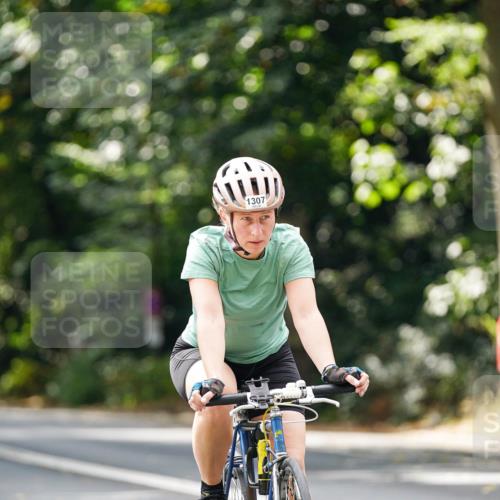 14.09.2025 - Stadtparktriathlon Michael Burmester http://msf.ph/oto/8914470 14.09.2025 12:34:37 Radfahren 1126, 1250, 1307 meine-sportfotos.de