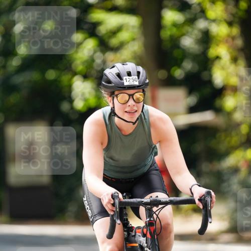 14.09.2025 - Stadtparktriathlon Michael Burmester http://msf.ph/oto/8914476 14.09.2025 12:34:44 Radfahren 1126, 1250, 1307, 1314, 1383, 1390 meine-sportfotos.de
