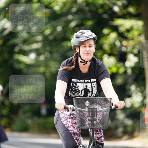 14.09.2025 - Stadtparktriathlon Michael Burmester http://msf.ph/oto/8914491 14.09.2025 12:35:22 Radfahren 1223, 1267, 1275, 1411 meine-sportfotos.de