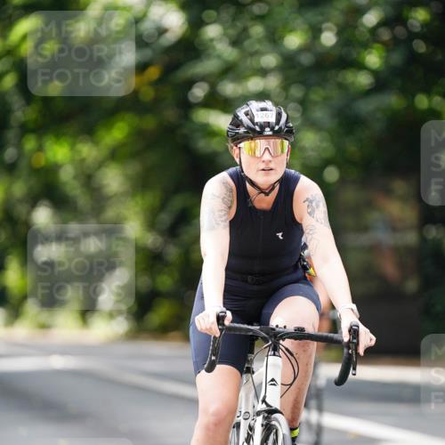 14.09.2025 - Stadtparktriathlon Michael Burmester http://msf.ph/oto/8914494 14.09.2025 12:35:29 Radfahren 1267, 1275, 1303, 1385, 1411 meine-sportfotos.de