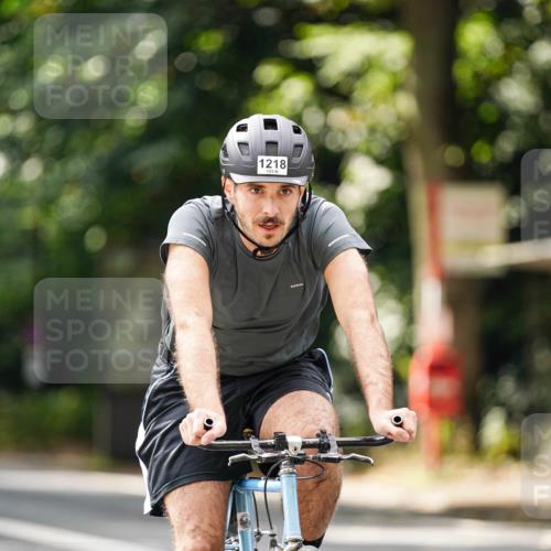 14.09.2025 - Stadtparktriathlon Michael Burmester http://msf.ph/oto/8914512 14.09.2025 12:35:48 Radfahren 1218, 1244, 1252, 1296, 1355, 1391, 1415 meine-sportfotos.de