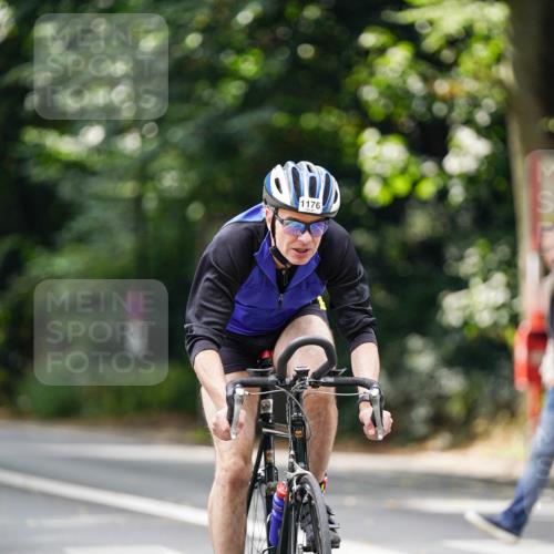 14.09.2025 - Stadtparktriathlon Michael Burmester http://msf.ph/oto/8914529 14.09.2025 12:36:07 Radfahren 1176, 1286, 1399 meine-sportfotos.de