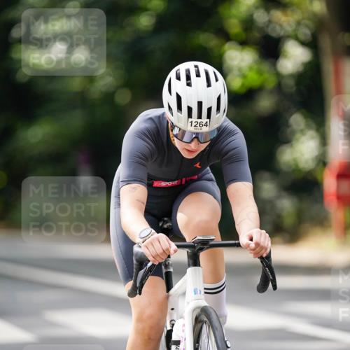 14.09.2025 - Stadtparktriathlon Michael Burmester http://msf.ph/oto/8914550 14.09.2025 12:36:42 Radfahren 1151, 1257, 1264, 1365, 1377 meine-sportfotos.de