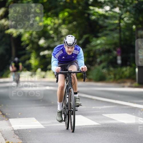 14.09.2025 - Stadtparktriathlon Michael Burmester http://msf.ph/oto/8914553 14.09.2025 12:36:46 Radfahren 1151, 1257, 1264, 1298, 1311, 1361, 1365, 1377, 1405 meine-sportfotos.de