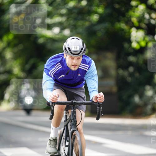 14.09.2025 - Stadtparktriathlon Michael Burmester http://msf.ph/oto/8914554 14.09.2025 12:36:46 Radfahren 1151, 1257, 1264, 1298, 1311, 1361, 1365, 1377, 1405 meine-sportfotos.de