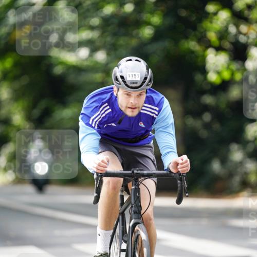 14.09.2025 - Stadtparktriathlon Michael Burmester http://msf.ph/oto/8914555 14.09.2025 12:36:47 Radfahren 1151, 1264, 1298, 1311, 1361, 1365, 1377, 1405 meine-sportfotos.de