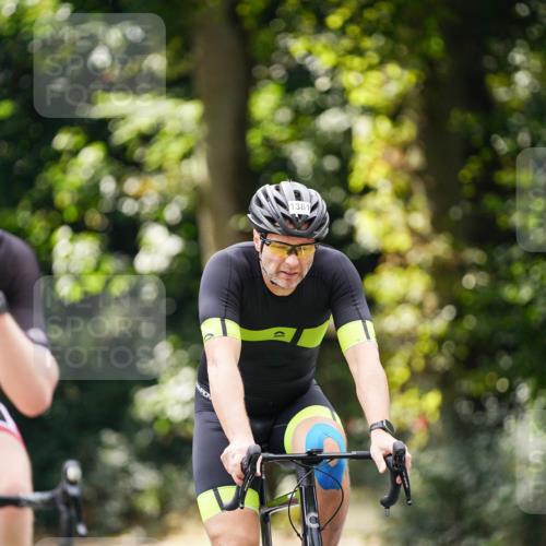 14.09.2025 - Stadtparktriathlon Michael Burmester http://msf.ph/oto/8914560 14.09.2025 12:36:51 Radfahren 1151, 1298, 1311, 1315, 1361, 1365, 1380, 1405 meine-sportfotos.de