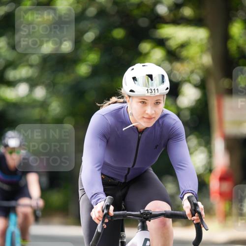 14.09.2025 - Stadtparktriathlon Michael Burmester http://msf.ph/oto/8914562 14.09.2025 12:36:52 Radfahren 1151, 1298, 1311, 1315, 1361, 1365, 1380, 1405 meine-sportfotos.de