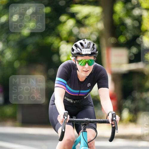 14.09.2025 - Stadtparktriathlon Michael Burmester http://msf.ph/oto/8914563 14.09.2025 12:36:53 Radfahren 1298, 1311, 1315, 1361, 1365, 1380, 1388, 1405 meine-sportfotos.de
