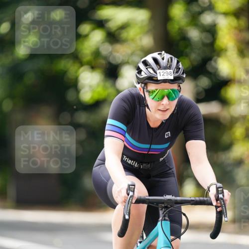 14.09.2025 - Stadtparktriathlon Michael Burmester http://msf.ph/oto/8914564 14.09.2025 12:36:53 Radfahren 1298, 1311, 1315, 1361, 1365, 1380, 1388, 1405 meine-sportfotos.de