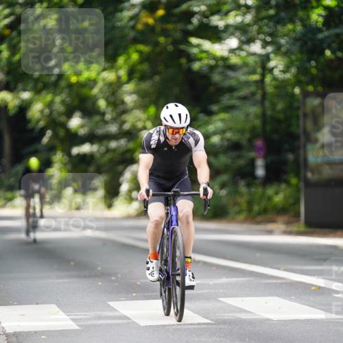 14.09.2025 - Stadtparktriathlon Michael Burmester http://msf.ph/oto/8914568 14.09.2025 12:37:00 Radfahren 1215, 1293, 1315, 1380, 1388 meine-sportfotos.de