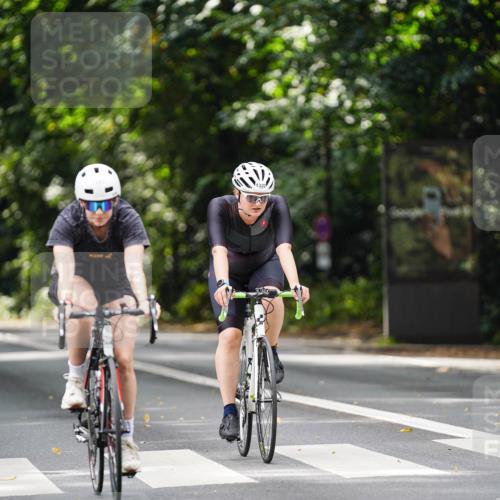 14.09.2025 - Stadtparktriathlon Michael Burmester http://msf.ph/oto/8914583 14.09.2025 12:37:18 Radfahren 1200, 1283, 1322, 1356, 1367, 1381, 1386, 1404, 1407 meine-sportfotos.de
